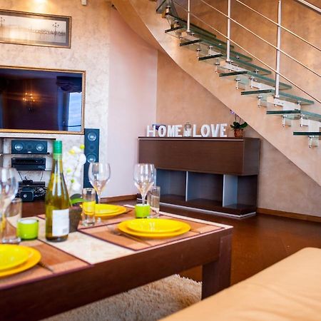 Skyhouse Riga Amazing Penthouse And Spa ภายนอก รูปภาพ