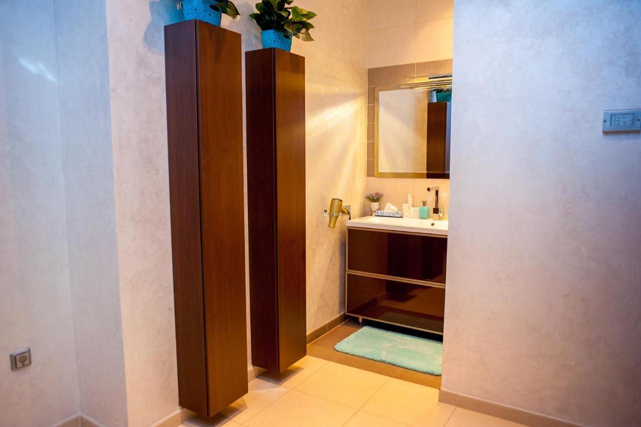 Skyhouse Riga Amazing Penthouse And Spa ภายนอก รูปภาพ