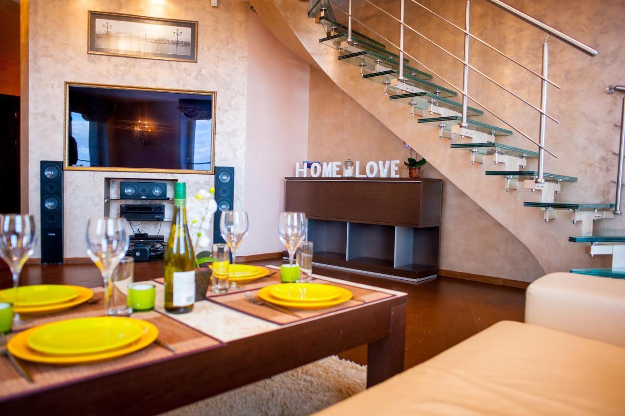 Skyhouse Riga Amazing Penthouse And Spa ภายนอก รูปภาพ